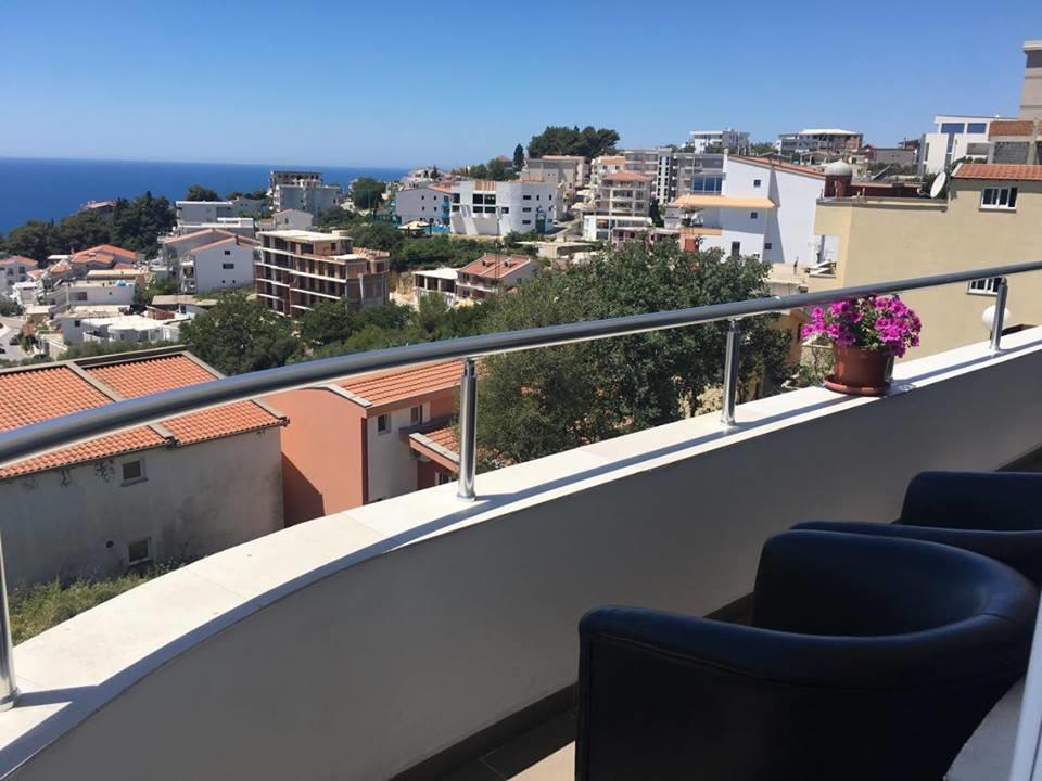 Apartmani Dini Улцин Екстериор снимка
