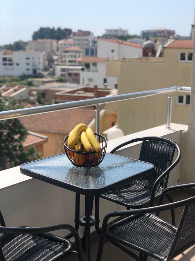 Apartmani Dini Улцин Екстериор снимка