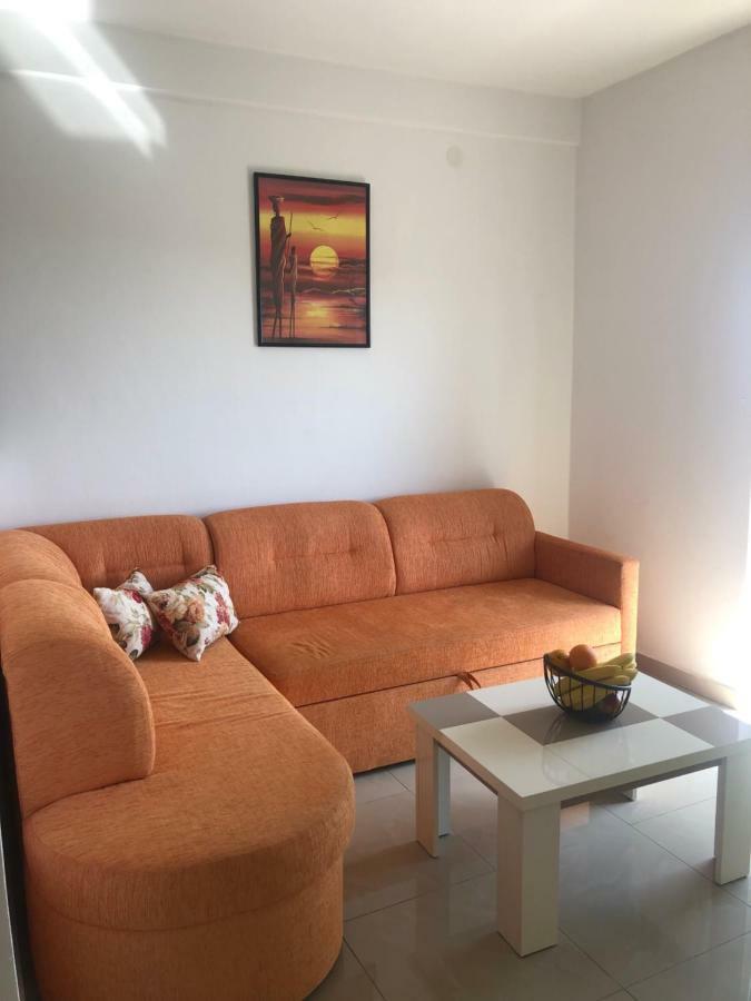 Apartmani Dini Улцин Екстериор снимка