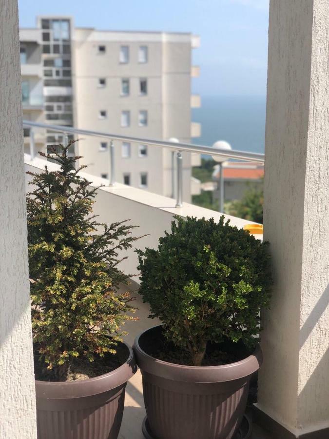 Apartmani Dini Улцин Екстериор снимка
