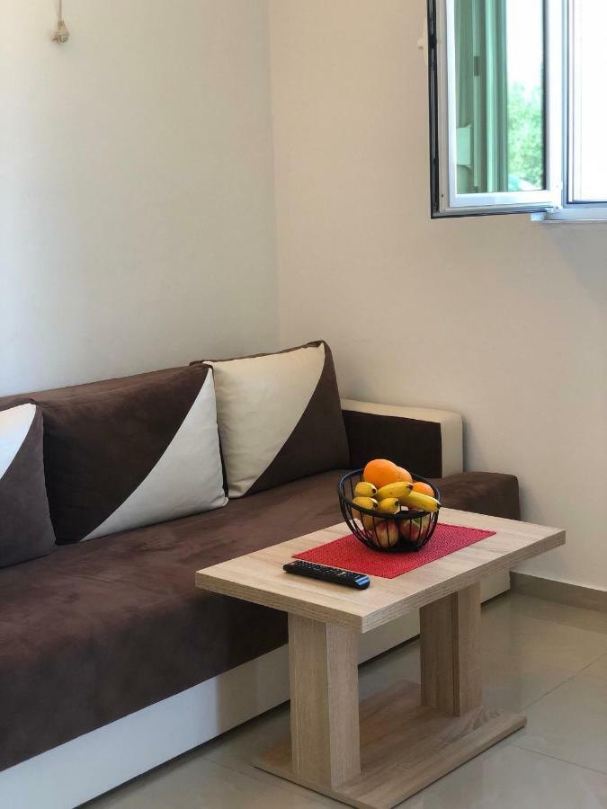 Apartmani Dini Улцин Екстериор снимка