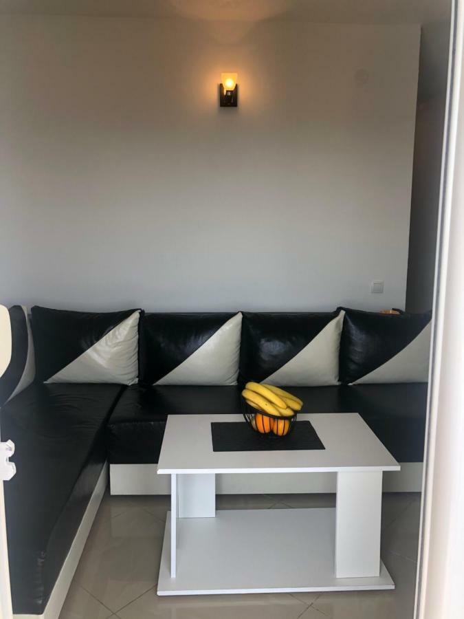 Apartmani Dini Улцин Екстериор снимка