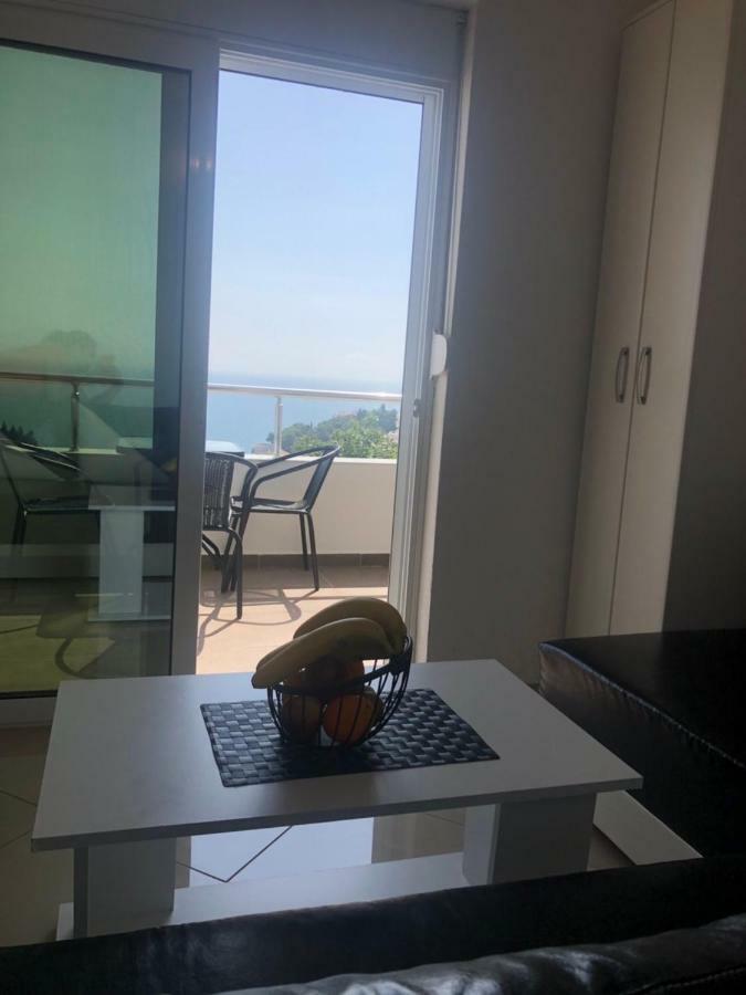 Apartmani Dini Улцин Екстериор снимка