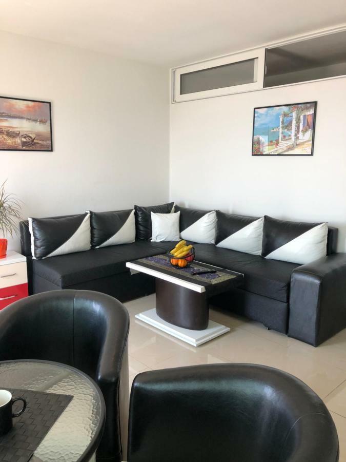 Apartmani Dini Улцин Екстериор снимка
