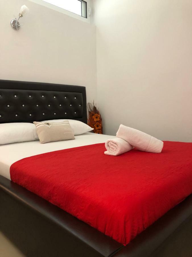 Apartmani Dini Улцин Екстериор снимка