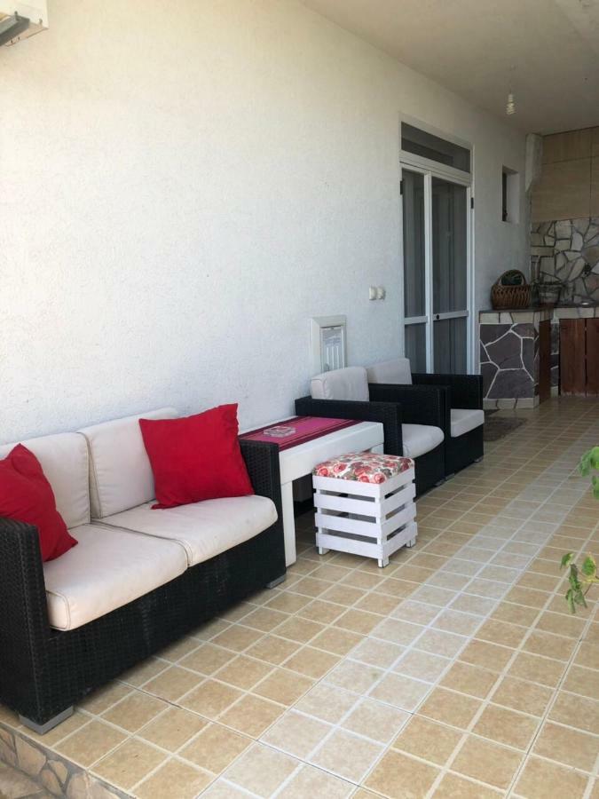 Apartmani Dini Улцин Екстериор снимка