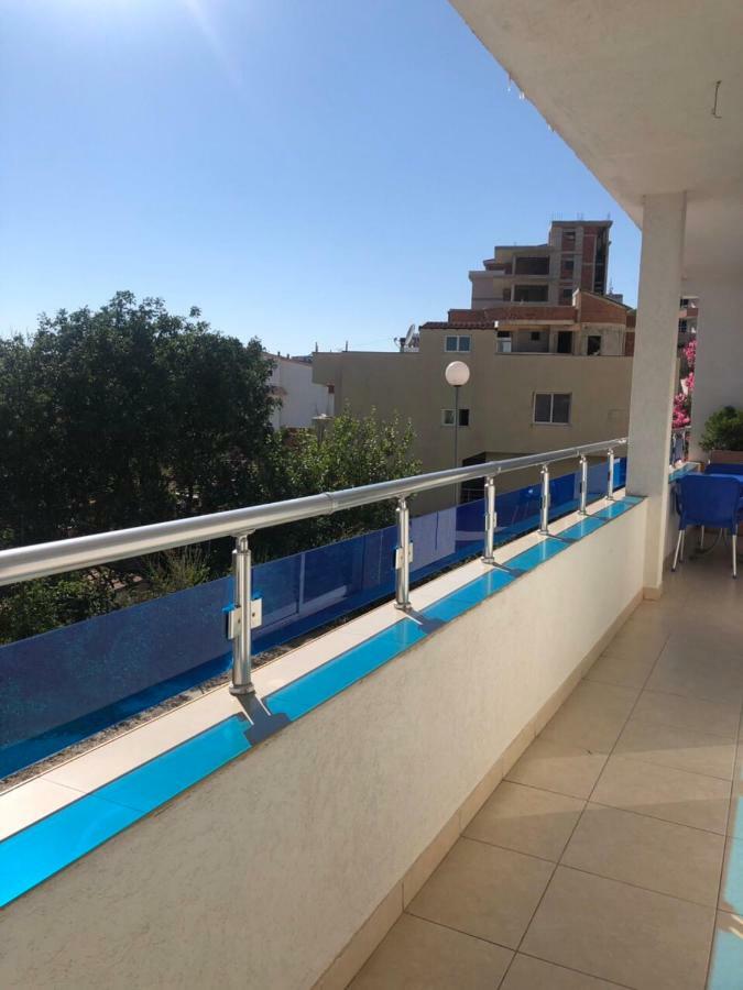 Apartmani Dini Улцин Екстериор снимка