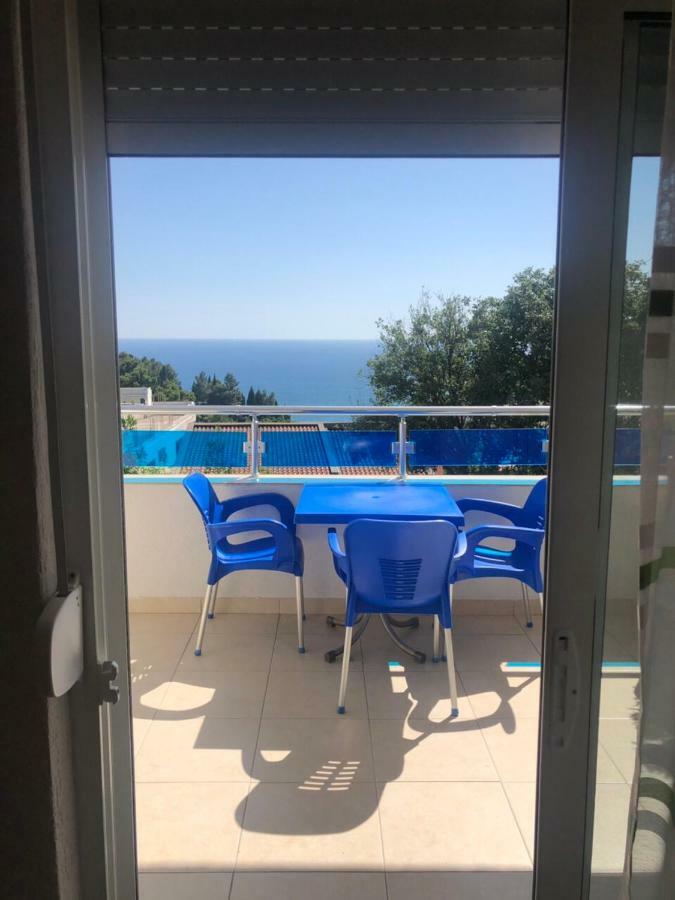 Apartmani Dini Улцин Екстериор снимка